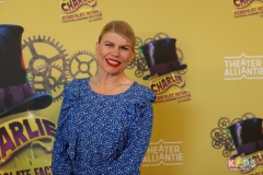 Charlie-and-the-Chocolate-Factory-perspresentatie-7