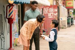 Clifford-de-Grote-Rode-Hond_st_15_jpg_sd-low_Courtesy-Paramount-Pictures