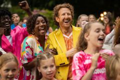 Het-Feest-van-Tante-Rita_st_12_jpg_sd-low_Copyright-2022-WW-Entertainment